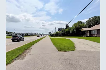 1733 S Marquette Road, Prairie Du Chien, WI 53821 - Photo 23