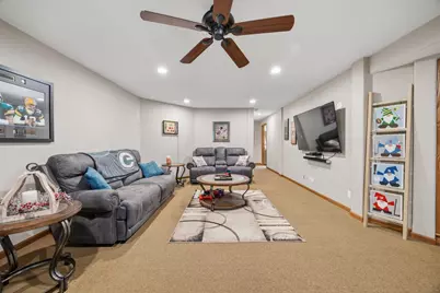 1043 N Wuthering Hills Drive, Janesville, WI 53546 - Photo 25