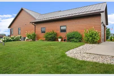 N8494 Northwater Circle, New Lisbon, WI 53950 - Photo 47
