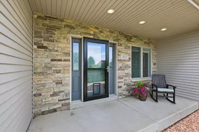 3017 Craig Lane, Sun Prairie, WI 53590 - Photo 5