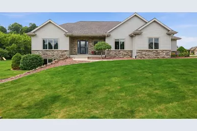 3017 Craig Lane, Sun Prairie, WI 53590 - Photo 3