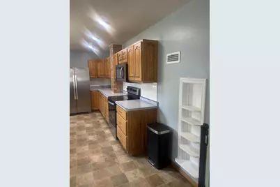 915 West Street, Baraboo, WI 53913 - Photo 11