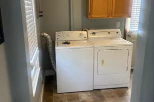 915 West St, Baraboo, WI 53913 - Photo 13