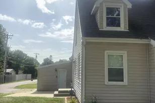 915 West St, Baraboo, WI 53913 - Photo 3
