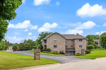 778 Hillside Terrace #L, Ripon, WI 54971 - Photo 3