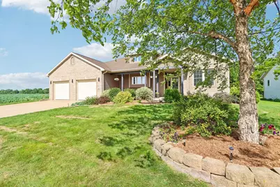 321 4th Street, Brooklyn, WI 53521 - Photo 1