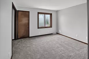 6866 Park Ridge Dr, Madison, WI 53719 - Photo 15