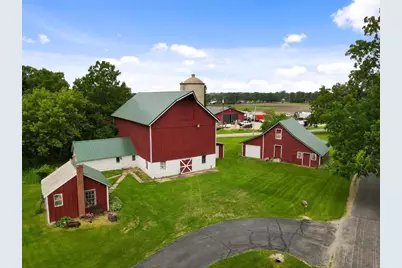 N3301 Asje Road, Cambridge, WI 53523 - Photo 3