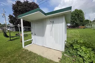 816 27th Ave, Monroe, WI 53566 - Photo 33