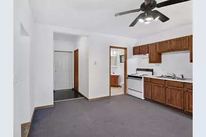 903 E 2nd Avenue, Brodhead, WI 53520 - Photo 5