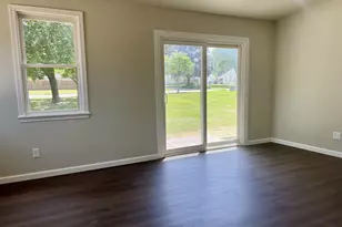 2126 Park Ave, Beloit, WI 53511 - Photo 5