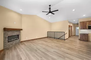 638 Sunset &amp 217 Dale Dr, Lodi, WI 53555 - Photo 17