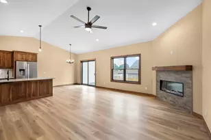 638 Sunset &amp 217 Dale Dr, Lodi, WI 53555 - Photo 13