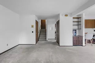 6235 Charing Cross Ln, Middleton, WI 53562 - Photo 3