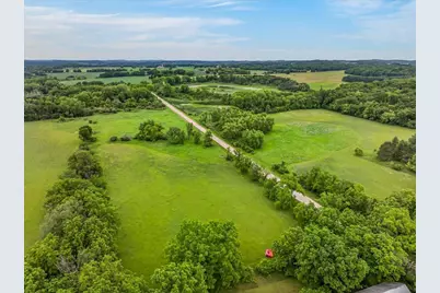 854 Highway 51, Stoughton, WI 53589 - Photo 5