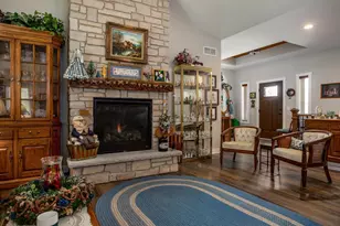 3904 Tanglewood Pl, Janesville, WI 53546 - Photo 11