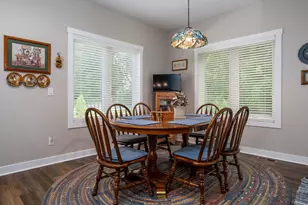 3904 Tanglewood Pl, Janesville, WI 53546 - Photo 9