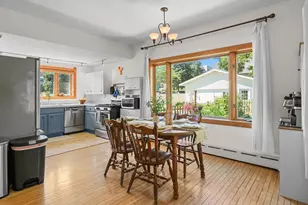 916 Giles St, Stoughton, WI 53589 - Photo 9