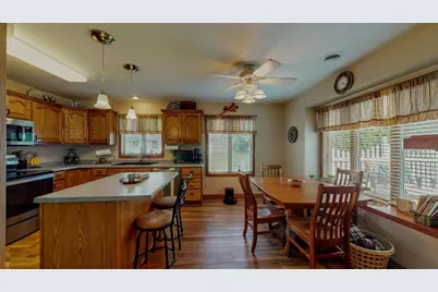 1505 Raveen Street, Fort Atkinson, WI 53538 - Photo 11