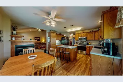 1505 Raveen Street, Fort Atkinson, WI 53538 - Photo 5