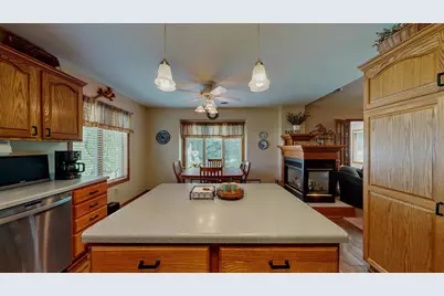 1505 Raveen Street, Fort Atkinson, WI 53538 - Photo 7