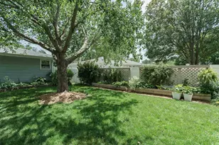 1147 Ontario Dr, Janesville, WI 53545 - Photo 41