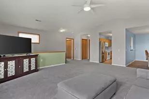 626 Military Ridge Dr, Verona, WI 53593 - Photo 7