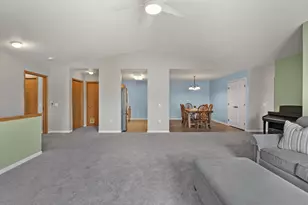 626 Military Ridge Dr, Verona, WI 53593 - Photo 9