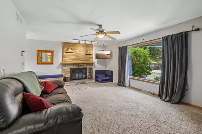 4017 Zeno Street, Madison, WI 53704 - Photo 5