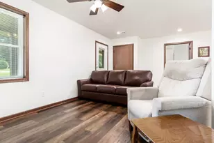 2137 W Creedy Rd, Beloit, WI 53511 - Photo 37