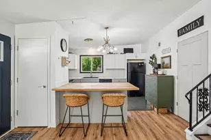 816 11th St, Baraboo, WI 53913 - Photo 9