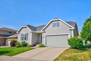 1320 Blazingstar Ln, Sun Prairie, WI 53590 - Photo 1