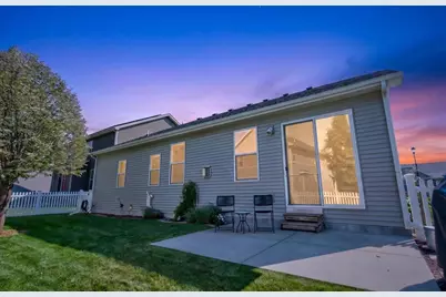 1320 Blazingstar Lane, Sun Prairie, WI 53590 - Photo 43