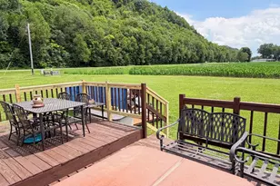 63823 Meadow Ln, Prairie Du Chien, WI 53821 - Photo 9