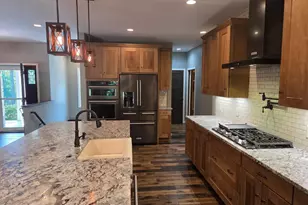 763 Coyote Ct Ct, Deerfield, WI 53531 - Photo 11