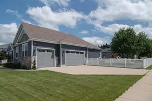 513 Chad's Crossing, Verona, WI 53593 - Photo 3
