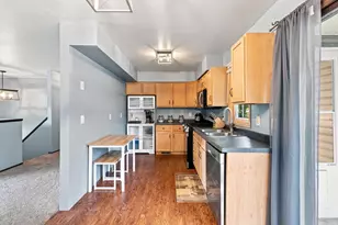 429 E Albert St, Portage, WI 53901 - Photo 11