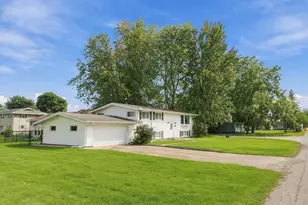 574 Gold St, Green Lake, WI 54941 - Photo 33