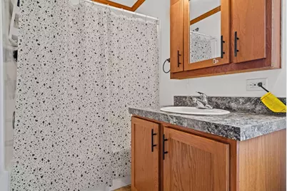 1025 Oake  S Avenue #D19, Onalaska, WI 54650 - Photo 13