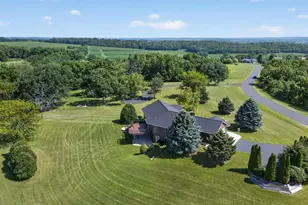 N7795 Panorama Rd, Belleville, WI 53508 - Photo 3