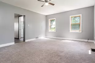 10341 E Creek Rd, Clinton, WI 53525 - Photo 9
