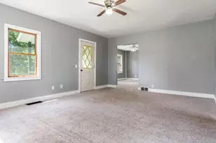 10341 E Creek Rd, Clinton, WI 53525 - Photo 11