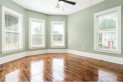 948 Harrison Avenue, Beloit, WI 53511 - Photo 5