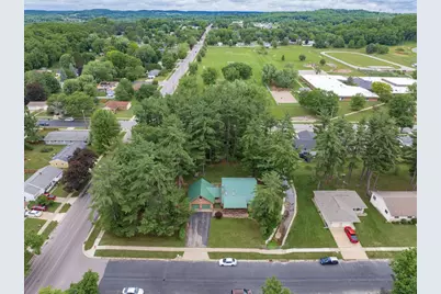 1107 7th Street, Reedsburg, WI 53959 - Photo 3