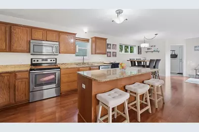 614 McLean Drive, Madison, WI 53718 - Photo 5