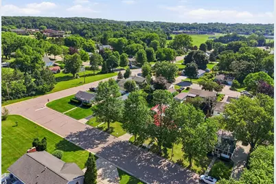 727 Jacquelyn Drive, Baraboo, WI 53913 - Photo 33