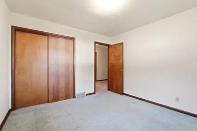 727 Jacquelyn Drive, Baraboo, WI 53913 - Photo 15