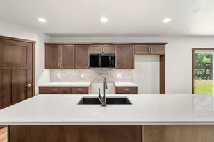 W6513 Woodhaven Circle, Wautoma, WI 54982 - Photo 11