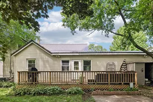 426 E Carroll St, Portage, WI 53901 - Photo 19
