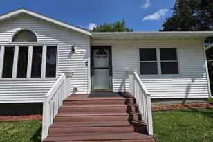 316 E Berlin St, Neshkoro, WI 54960 - Photo 3